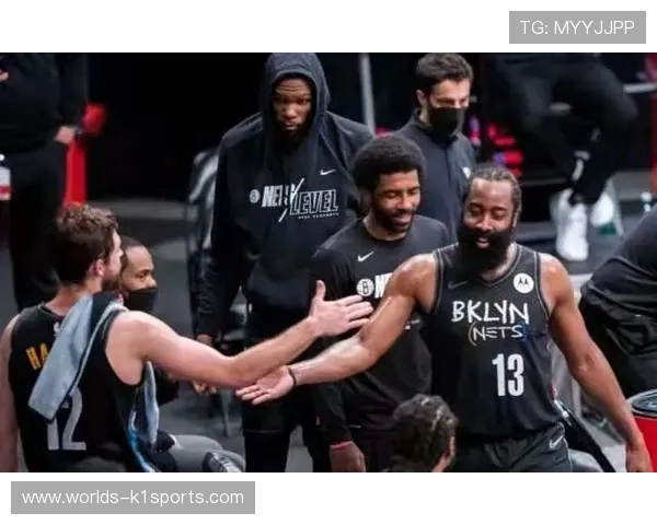 纽约自由人队季后赛首轮遭淘汰,新教练上任带来不确定性 纽约自由人队季后赛首轮遭淘汰,新教练上任带来不确定性