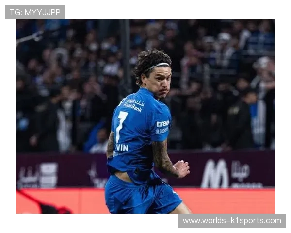 费内巴切租借昂热19岁前锋谢里夫,含2200万欧买断条款 费内巴切租借昂热19岁前锋谢里夫,含2200万欧买断条款